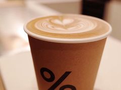 拿铁咖啡-% Arabica阿拉比卡咖啡(武康路店)