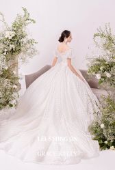 点击看大图 -GRACE KELLY婚纱与礼服(北京店)