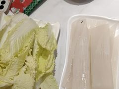 -咱屯子铁锅炖直营店(保利店)