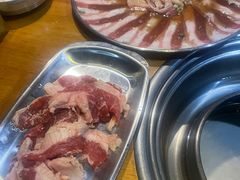-老炉家木炭烤肉(长江国际店)