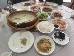 -天乐农家鱼头王(天目湖店)