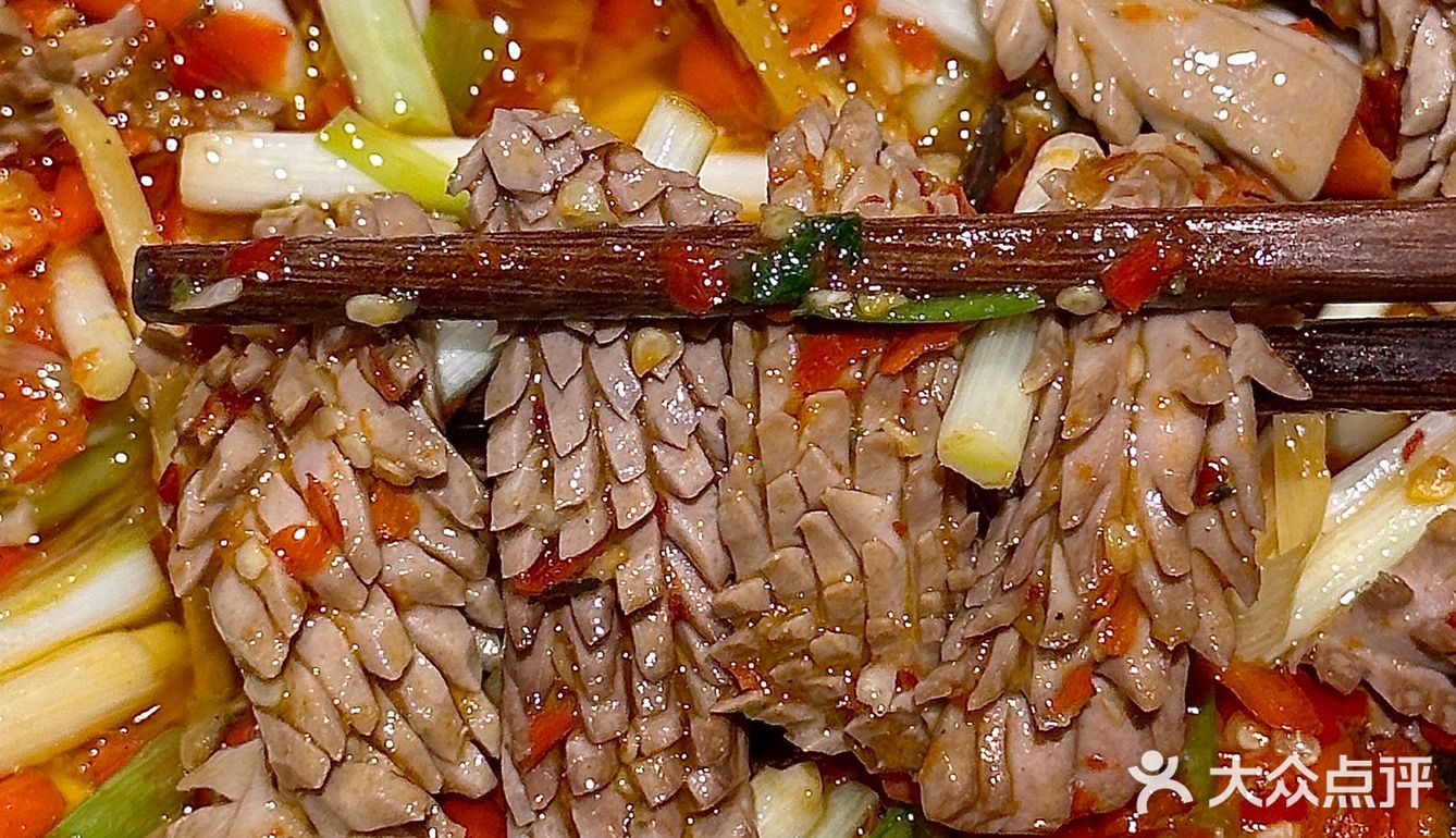 挖到宝了，在万象城也能吃到平价好吃的江湖菜！！