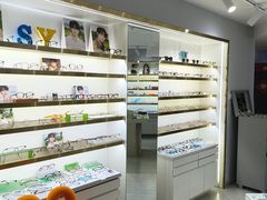 -视野联行眼镜蔡司·依视路官方授权店(顺城店)