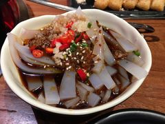 -串门邻居串串火锅(云南南路店)