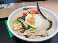 -蒙自源米线大王(东站店)