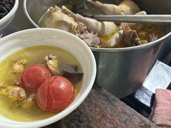 -文山荷鲜居(翠湖店)