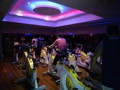 -格易美游泳馆健身房(新昆仑店)