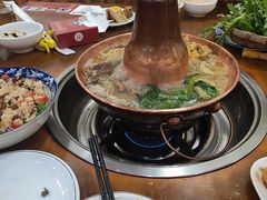 -岳记兴隆·青城腊排铜火锅(融创店)