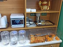 自助取餐区-魏记烧味饭
