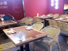 大堂-龙少爷碳火干锅(环球中心店)