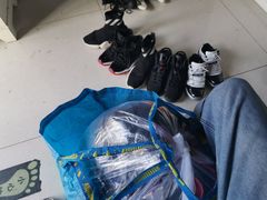 -京伟修鞋洗鞋奢侈品皮具护理店