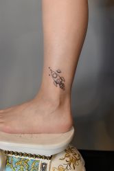 -越域刺青