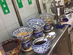 自助调料区-清真·宏顺祥卤汁凉粉(大皮院店)