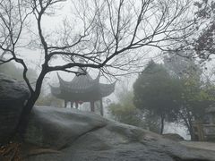 -灵岩山风景区