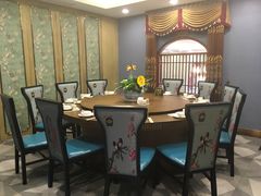 包厢-果城龙凤瓦罐煨汤馆(新豪天地店)