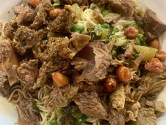 -阿阳牛腩腌面店