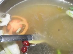 -乡土黄·鲜牛肉火锅·小龙虾(兴业街店)