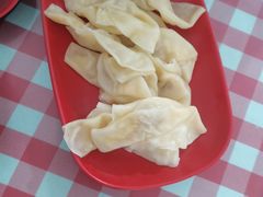 -老东门糁烫面角总店