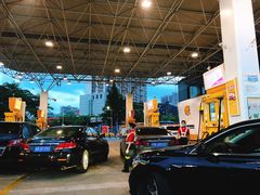 -冠德石油威程加油站