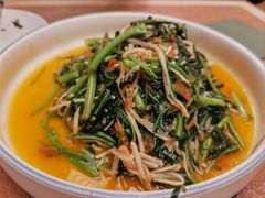 酸笋炒空心菜-浩海火燒雲傣家菜(芮欧百货店)