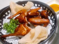 秘制脆皮乳鸽-避风塘·老港味餐厅(虹口龙之梦店)