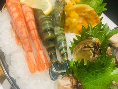 -领鲜活海鲜榴莲自助火锅(东门店)