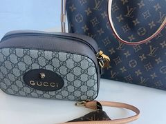 -聚云奢二手奢侈品黄金手表包包回收·中古店(三里屯总店)