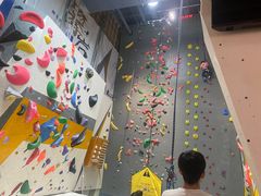 -CLIFFS颗粒攀岩(萧山众安店)