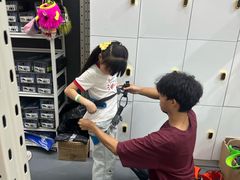 -蓝天攀岩-青少年训练(罗湖益田假日广场店)