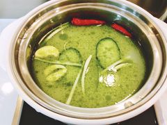 -百品聚旋转火锅(万德庄店)
