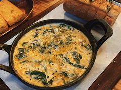 雅枝竹菠菜酱配法包-SMOKI & CO(五大道店)