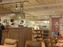 -玛格萝妮比萨屋(陆家浜路店)