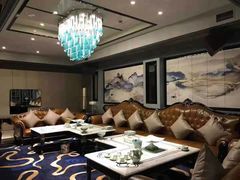 -新铂金汇商务会所KTV·夜总会(濠园会店)