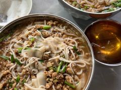 -正宗杨记普洱酸醋米线(总店)