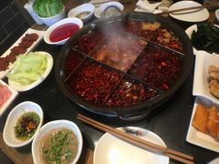 -纸盐河码头火锅(十八梯店)