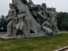 -上海市龙华烈士陵园