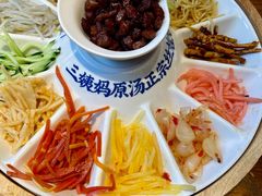 -怪噜范·老贵阳街头名小吃(世纪金源旗舰店)