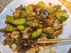-喝丢一只鞋海鲜烧烤·海肠捞饭(东关街店)
