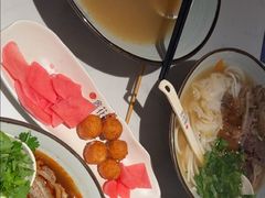 -鑫花溪牛肉米粉(凤凰街创始总店)