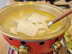 -关东小磨东北菜(上海长风大悦城店)