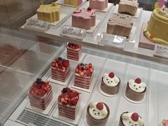 -好利来(上海长宁龙之梦店)