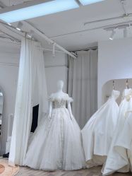 -HANSA韩纱婚纱礼服设计师集合店