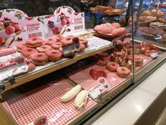 -巴黎贝甜(大宁国际商业广场店)