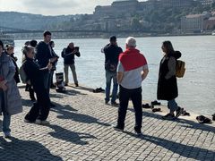 -多瑙河畔鞋履雕塑