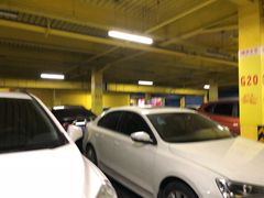 -欧尚超市苏州店停车场(金鸡湖路店)