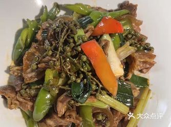 @宴遇琼肴创意菜 位置很好找就在鹿岭路路口交叉处