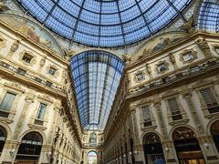 -文艺复兴百货(米兰大教堂广场店)