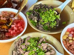 -大众跷脚牛肉馆·非遗传承单位(峨眉山店)