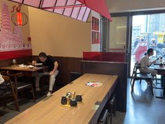 -顺溜·手工刀削面·黑金店(铜锣湾店)
