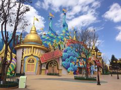 -七彩云南欢乐世界